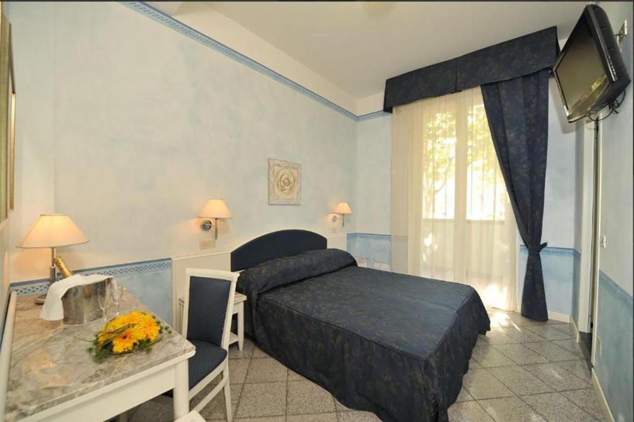 Hotel Rosalba Valentini Family Village Bellaria-Igea Marina Esterno foto