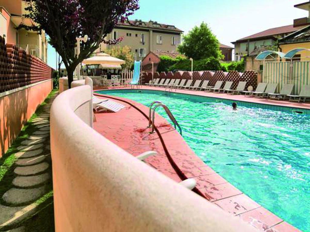 Hotel Rosalba Valentini Family Village Bellaria-Igea Marina Esterno foto